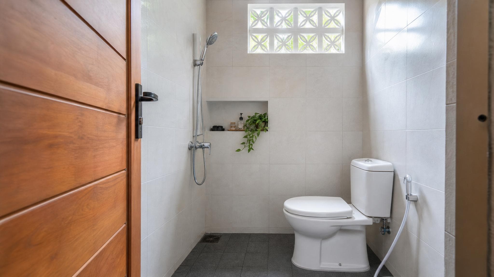 Biaya Renovasi Kamar Mandi Rumah Subsidi: Estimasi dan Prioritasnya