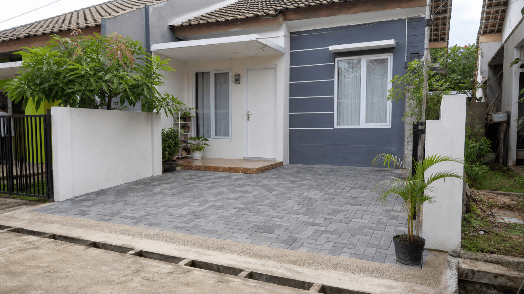 Biaya Pasang Paving Block Rumah Subsidi: Hitungan per Meter dan Tips Hemat